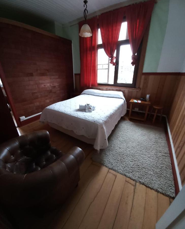 Hostal Casa Florencia Puerto Varas Exteriör bild